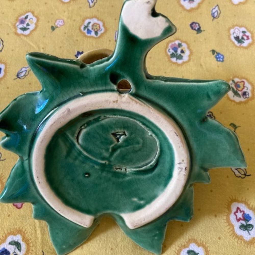 Vintage "Pear" Wall Pocket - Picture 5 of 12